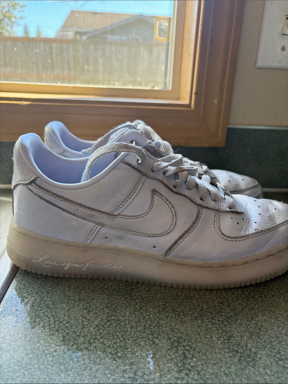 Nike Men’s White Leather Low-Top Sneakers